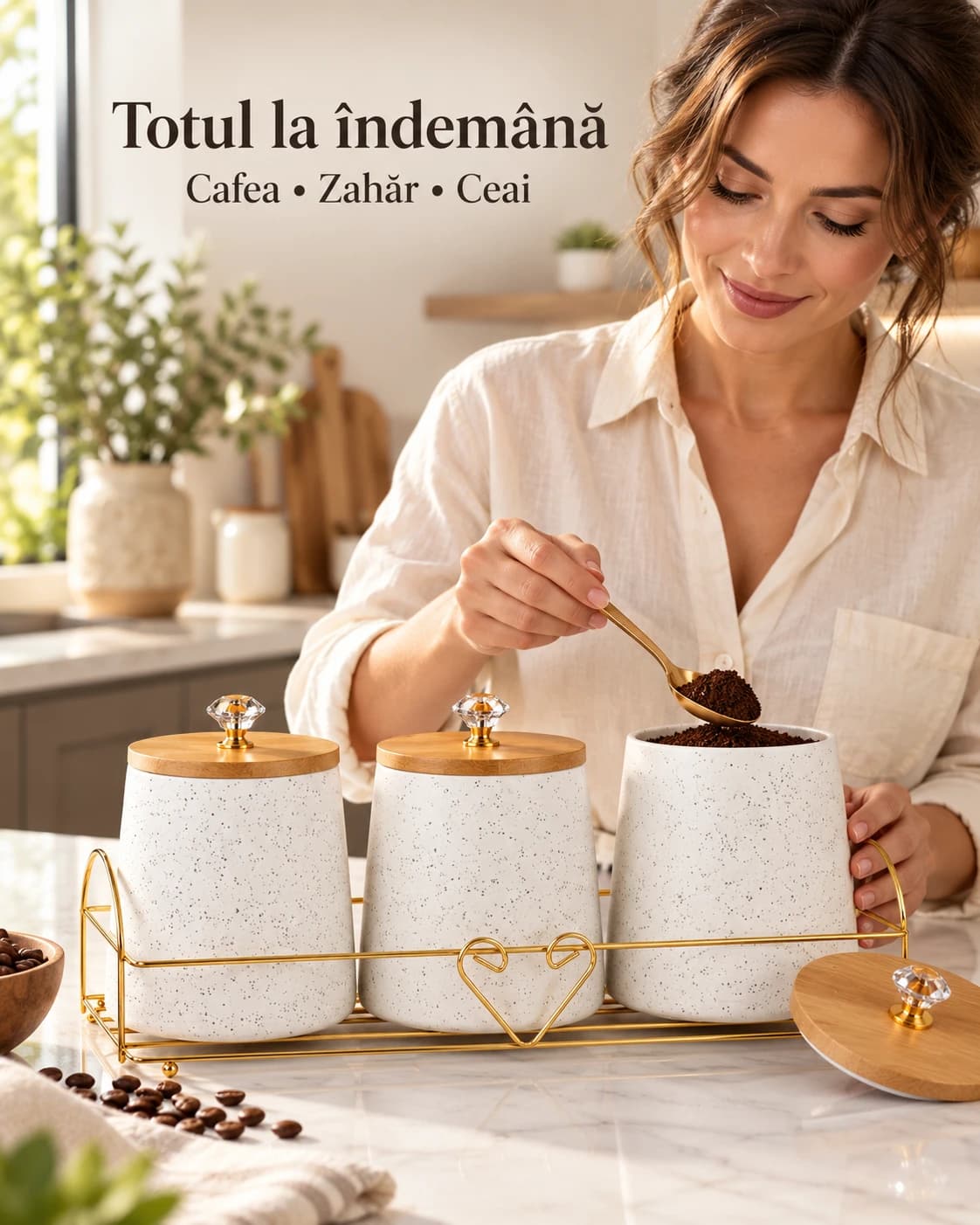 Femeie care pune cafea măcinată într-un recipient alb din set